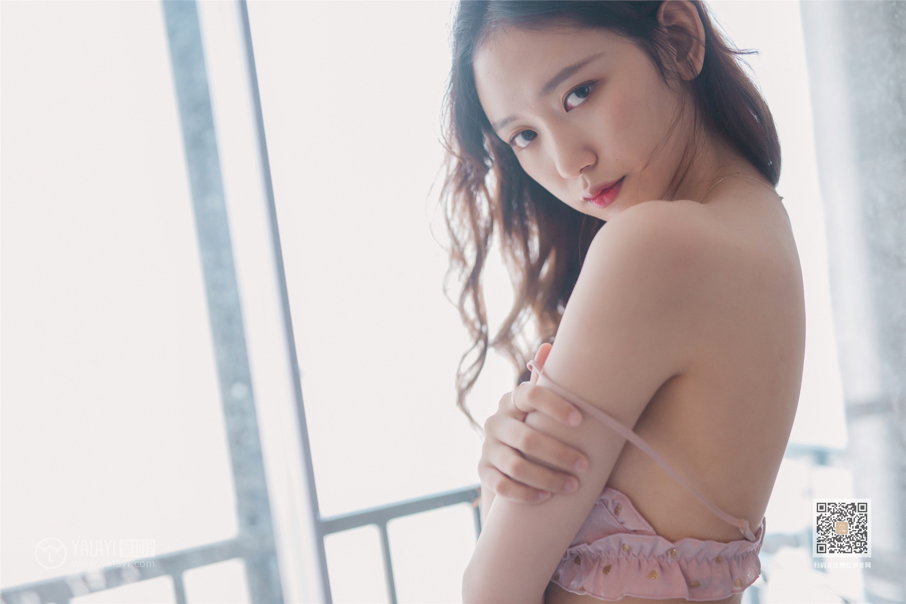 YALAYI雅拉伊  2020.02.19 Vol.549 粉红的午后 晓琳